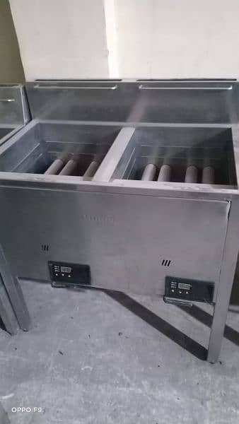 Commercial Pizza prep table under counter chiller / Pizza oven China 14