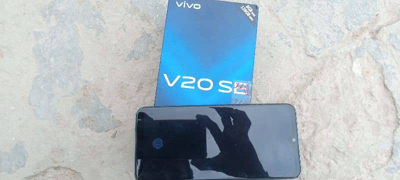 Vivo V20se 8+4 GB ram 128 GB memory complete box 11