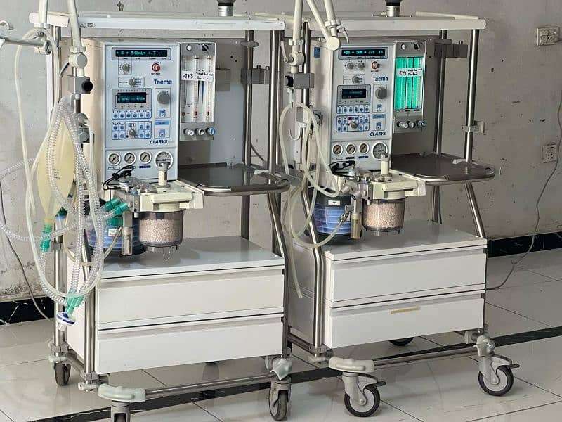 Anesthesia Machine / Excellent Condition/ imported Anesthesia For Sale 2