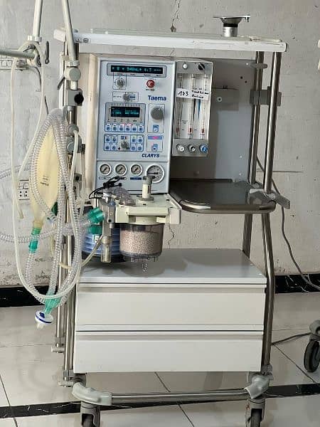 Anesthesia Machine / Excellent Condition/ imported Anesthesia For Sale 4