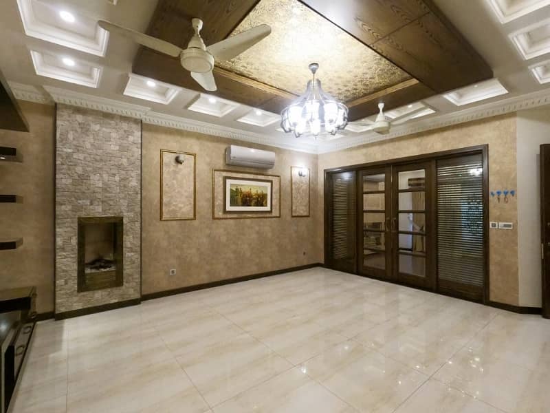 10 Marla Ultra Classic House For Sale Bahria Town Lahore 32