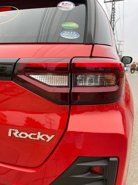 Daihatsu rocky 1.0 R for sale 6