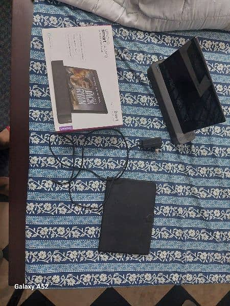 Lenovo M10 smart tab with box and accessories 3