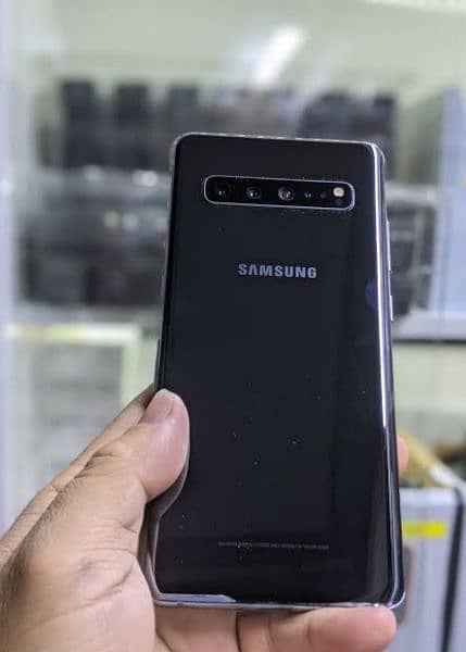 Samsung S10 5 G model 8.256.   10 by 9. no open no repair 0