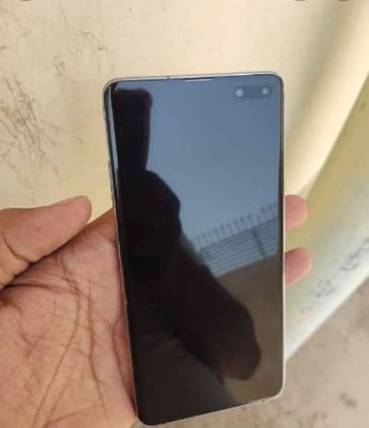 Samsung S10 5 G model 8.256.   10 by 9. no open no repair 1