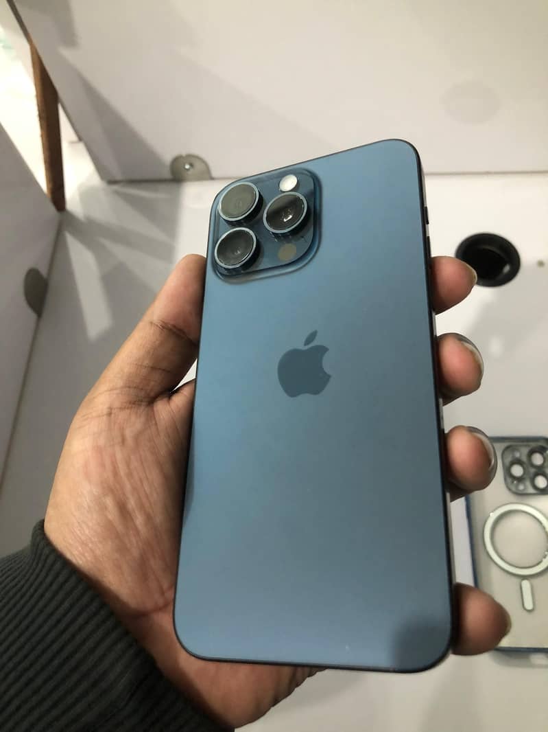 Iphone 15 Pro Max Blue Titanium 0