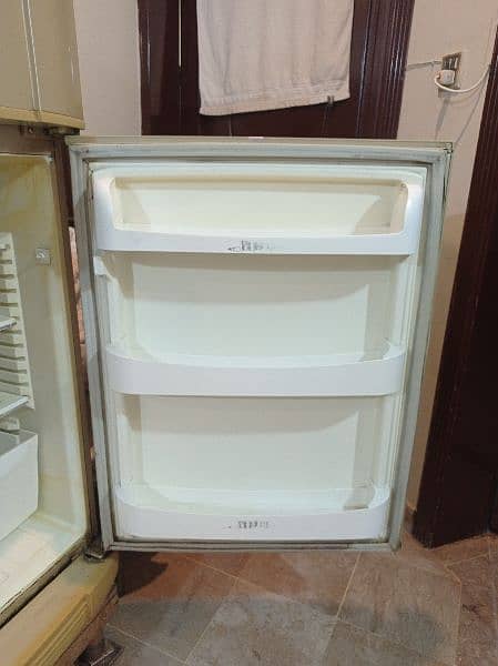 PEL refrigerator 6