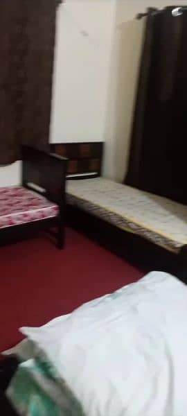 Al-Noor Islamic Girls Hostel I-9 Markaz /l-10/3  Islamabad 4