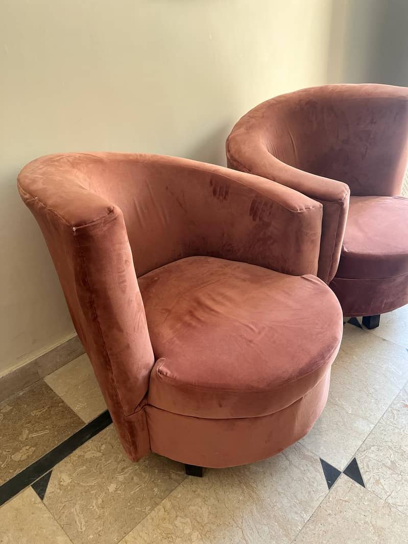 2 bedroom chairs for sale 1
