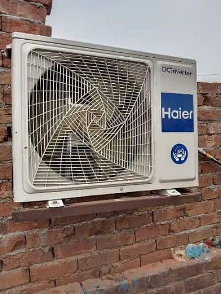 Haier 1.5 ton Inverter Ac heat and cool 3month used 1