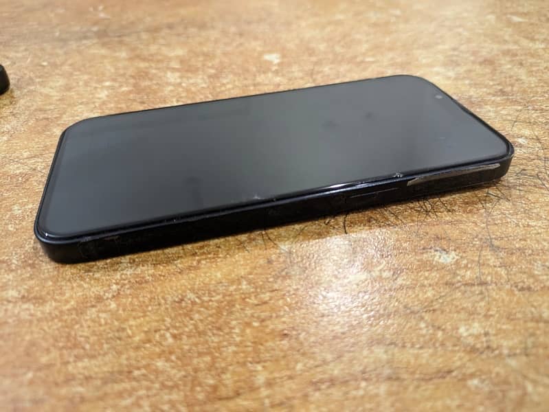 iphone 13 128gb PTA APPROVED (Black color) 2