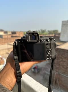 Z5 Nikon camera with 24:70 lans