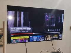 tcl 43 inch smart tv in 10 by 10 condition with box