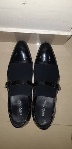 Men Formal Shoes and Boots - Black Color