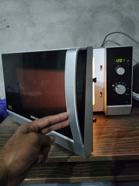 Samsung Microwave 1