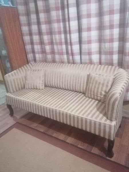 Almost new 3 seater sofa new style 0