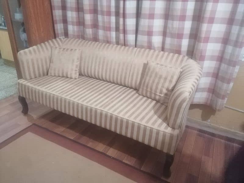Almost new 3 seater sofa new style 2