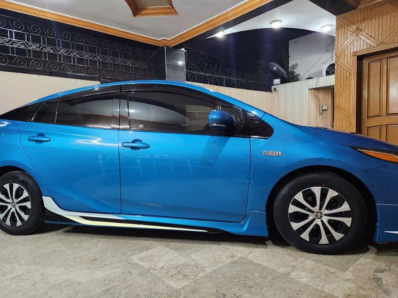 toyota prius phv for sale 8