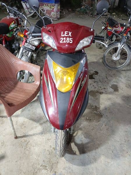 united scooty available contact at**03004142432** 10