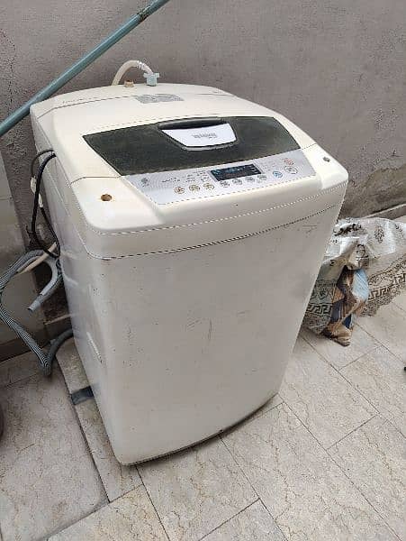 LG Fully Automatic Washing Machine for Sale 0