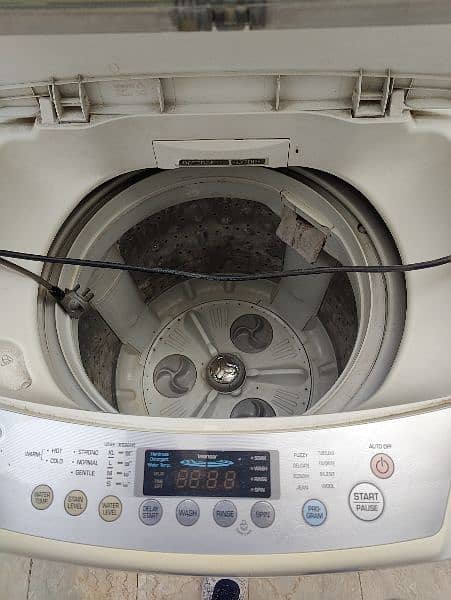 LG Fully Automatic Washing Machine for Sale 2
