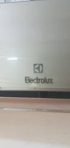 electrolux 1 ton DC inverter AC 0