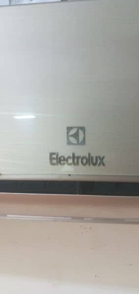 electrolux 1 ton DC inverter AC 0