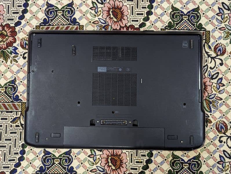 Dell Latitude E6530 Core i7 Gaming Laptop with Nvidia Graphic Card 5