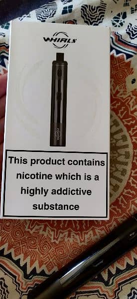 uwell whirl s Pod with complete box only 2 days used 1