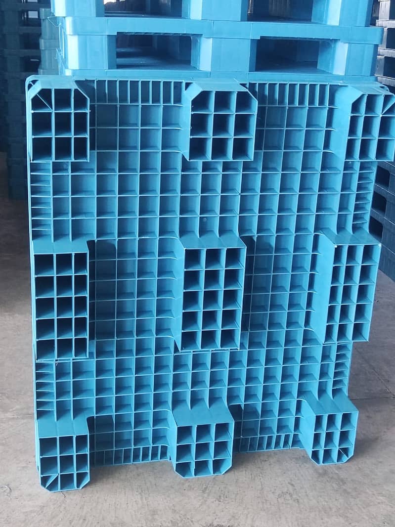 Plastic Pallets & Storage Racks 14