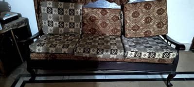 6 seater sofa set in excellent condition