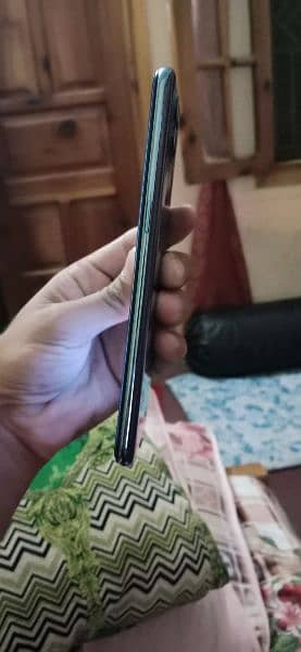 oppo f 17 pro 6/128 out class working daba charger sb hai un tuch mobl 5