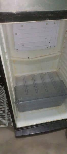 orient refrigerator. . . . 3