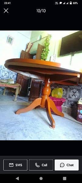 dinning table in a good condition 2