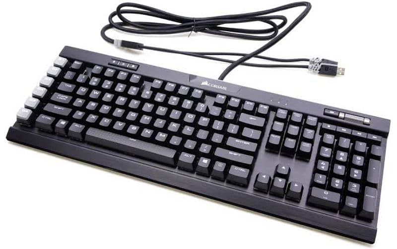 Corsair K95 Platinum Full mechanical programmable Keyboard 5