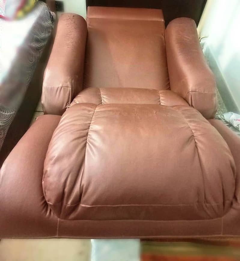 Recliner Chair 3