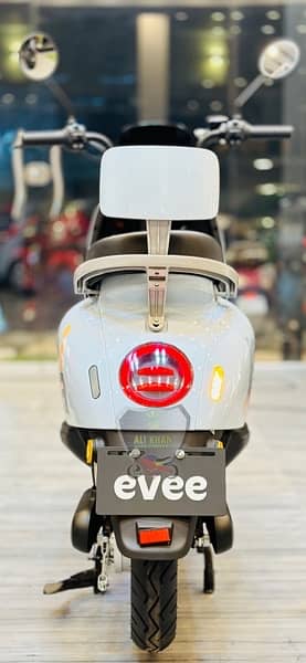 SCOOTY SCOOTY MALE FEMALE BOYS GIRLS LADIES NISA GENZ C1 PRO AIR EVEE 17