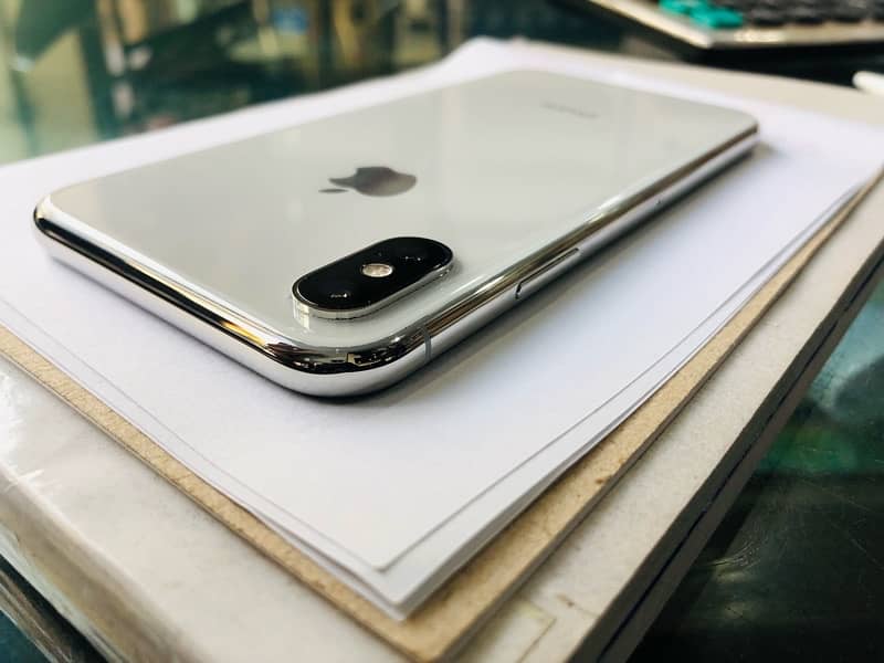 iPhone X 64GB (PTA Approved) 0