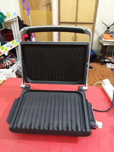 George Foreman Lean Mean Fat Electric Grill, Imported 9