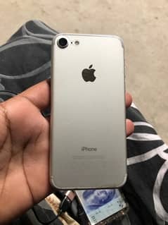 I phone 7 128 gb pta approved