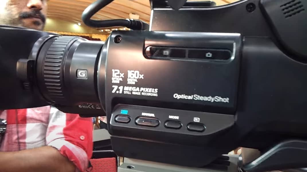 MC-1500 sony video camera 1