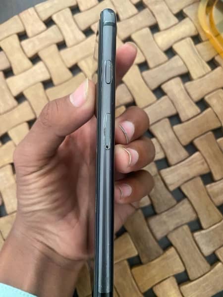 iphone 8 non 64 gb pta panal battry change baqi all ok 2