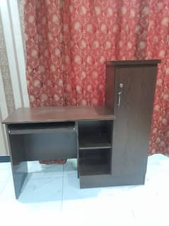 office table just new for sale