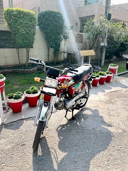 Honda 70 in mint condition 4