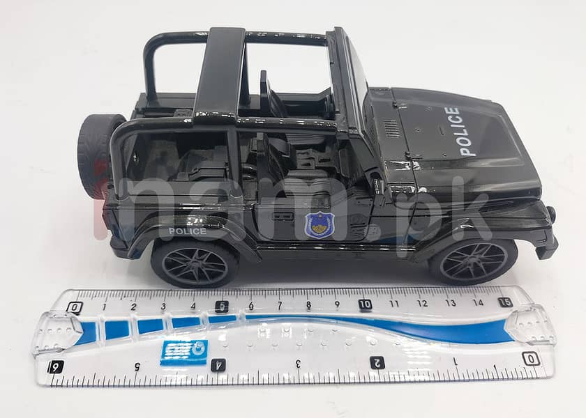 Off-Road Diecast Model Police Jeep Toy - Light & Sound 2