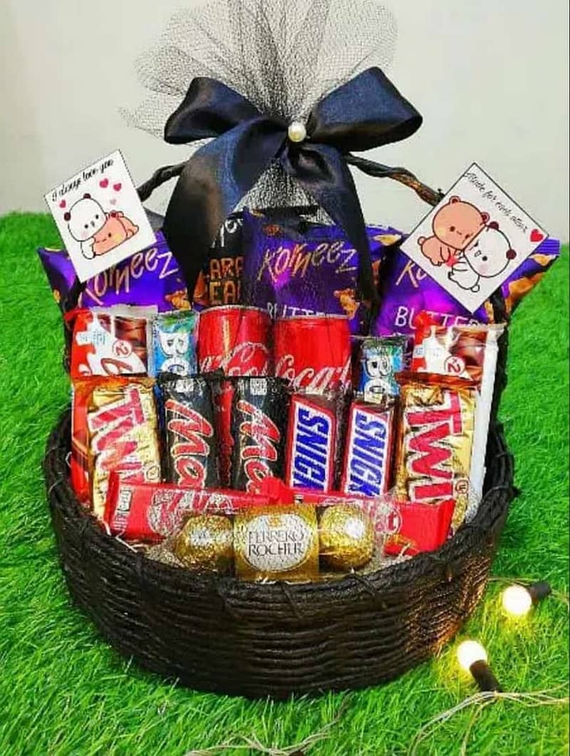 Eid Gifts,birthday Gifts,Customize Gift,Gift Basket,Gift Box available 4
