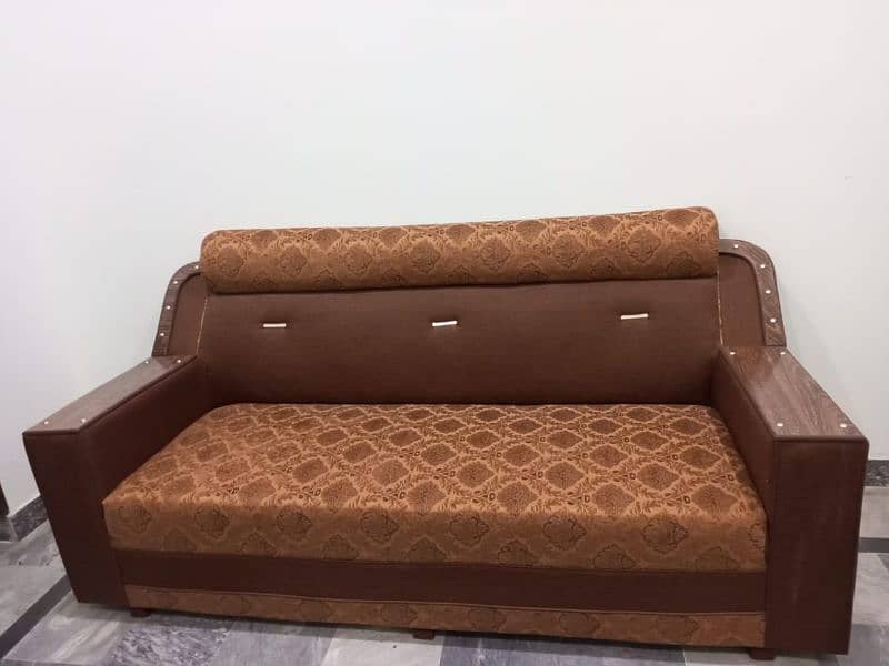 Sofa set 5 seater (3+1+1) at lowest 0