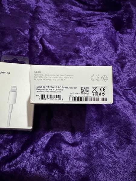 Apple 20W Original Charger with Type-C to Lighting  Cable 3