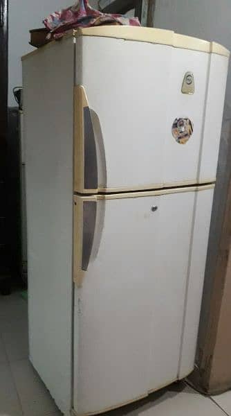 A used refrigirator of PEL is for sale 0