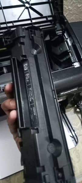 Hp Lazer printer p1102w in good condition single side printer 0